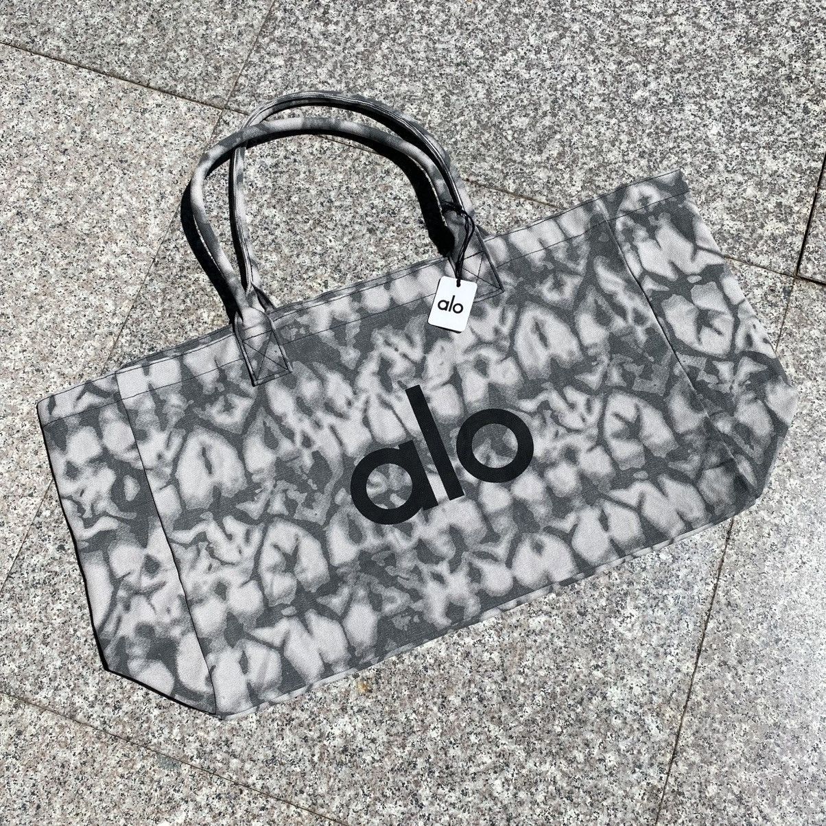 ALO yoga shopping tote