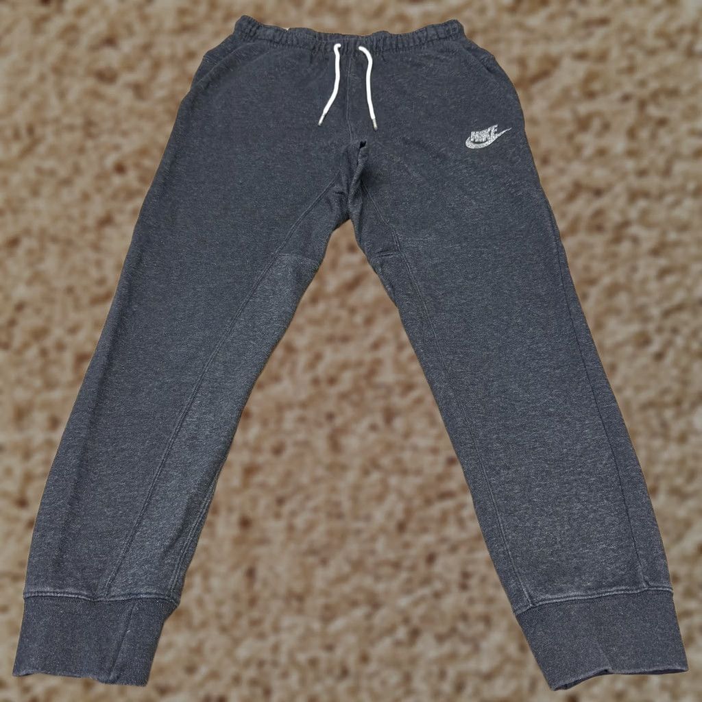 Nike Nike Sweatpants Mens M Gray Fleece Jogger with Swoosh Logo Athletic Drawstring Pockets Slim Tapered 29in Inseam Size US 31 - 1 Thumbnail
