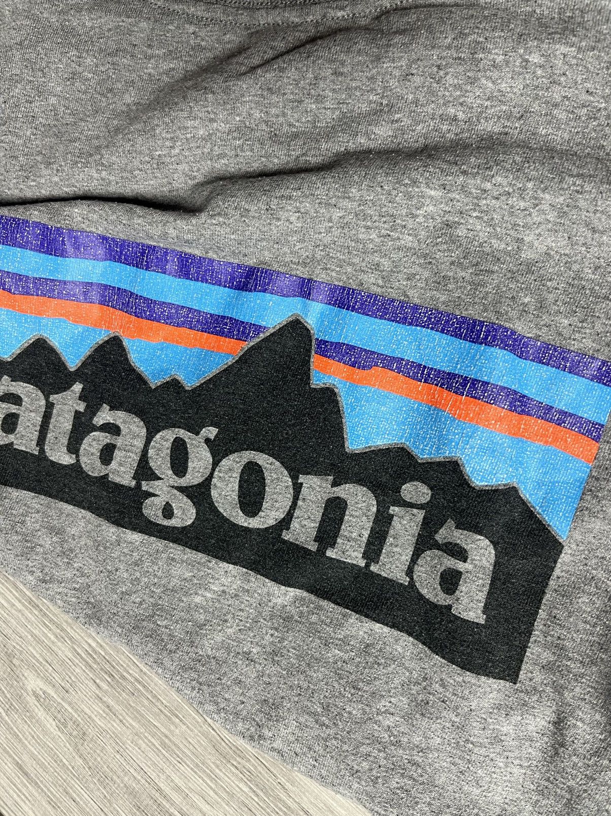 Patagonia Patagonia long sleeve size medium Size US M / EU 48-50 / 2 - 5 Thumbnail