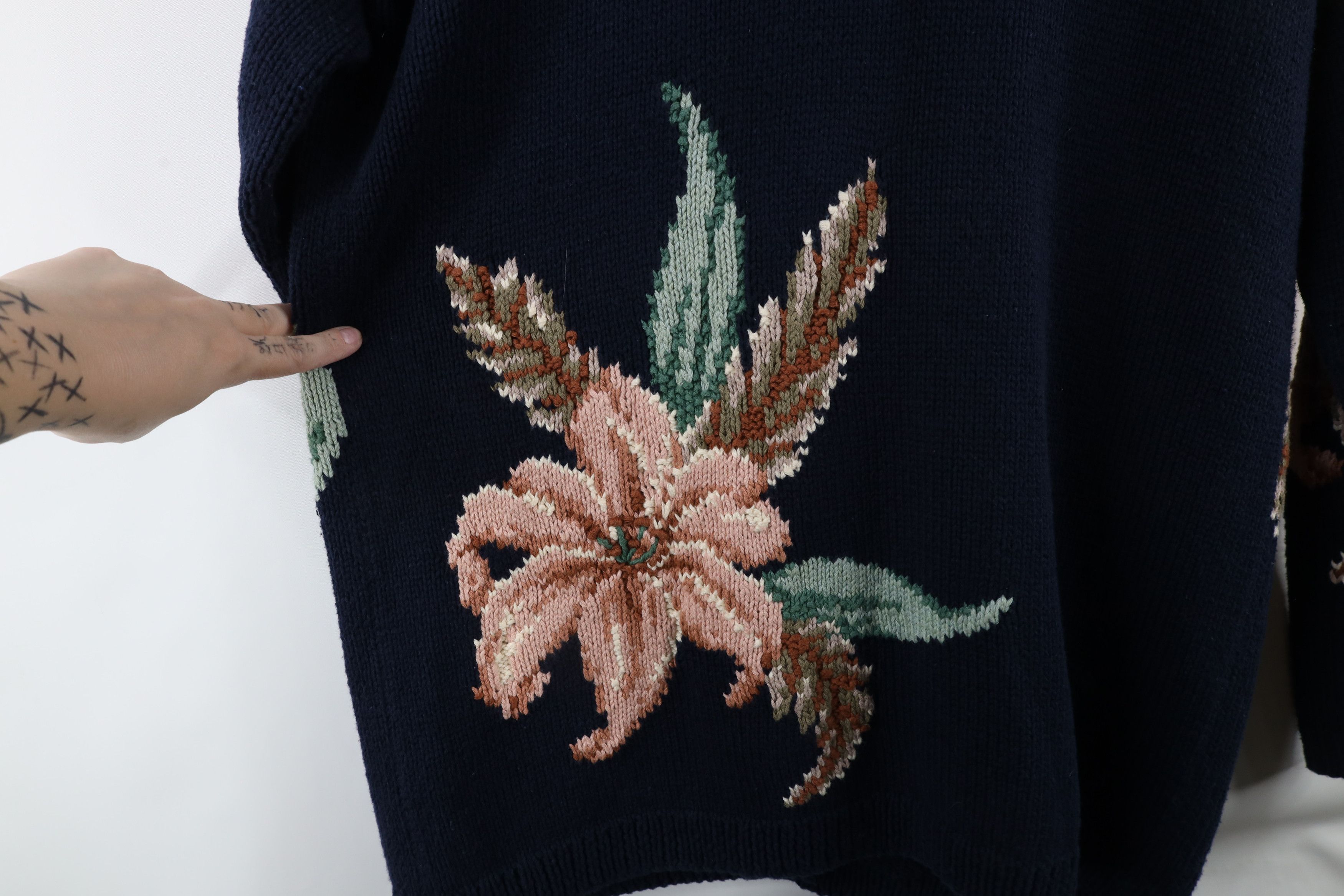 Vintage Vintage 90s Country Primitive Knit Flower Cardigan Sweater Size S / US 4 / IT 40 - 10 Thumbnail
