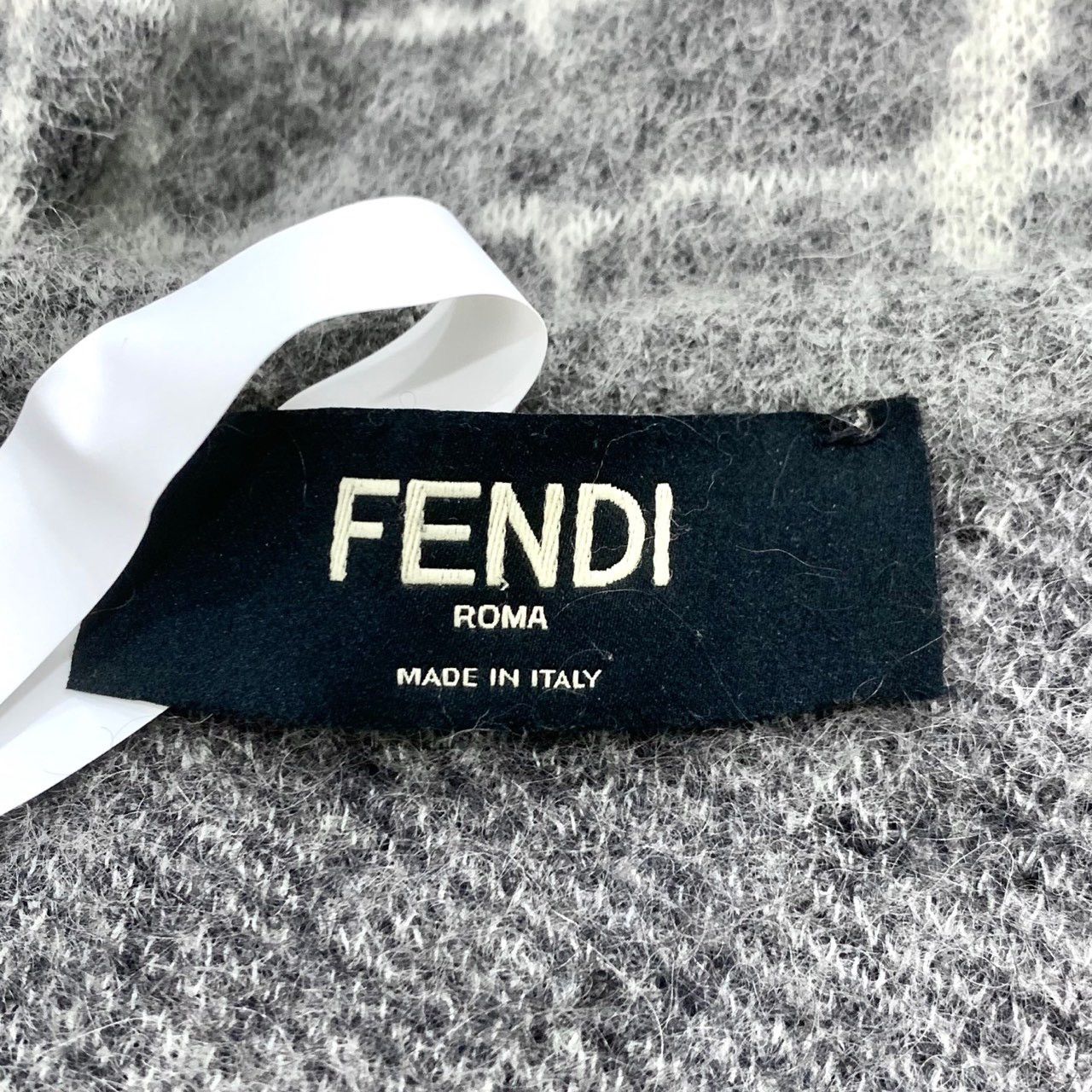 Fendi Fendi Logo Checked Grey Crew Neck Knit Sweater K26WX Size US L / EU 52-54 / 3 - 5 Thumbnail