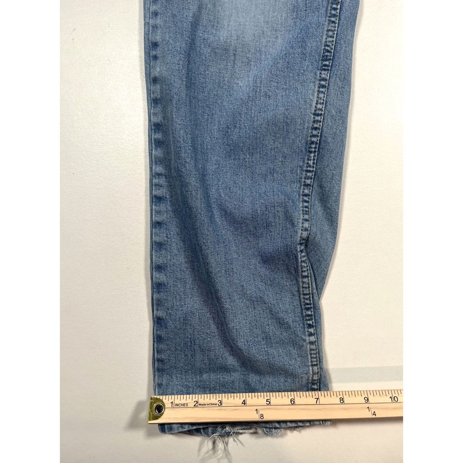 Levi's Levi's 505 Jeans Mens 36x32 Blue Light Wash Denim Regular Straight Leg Distressed Jeans Regular Fit Mens 36x32 Size US 36 / EU 52 - 7 Thumbnail