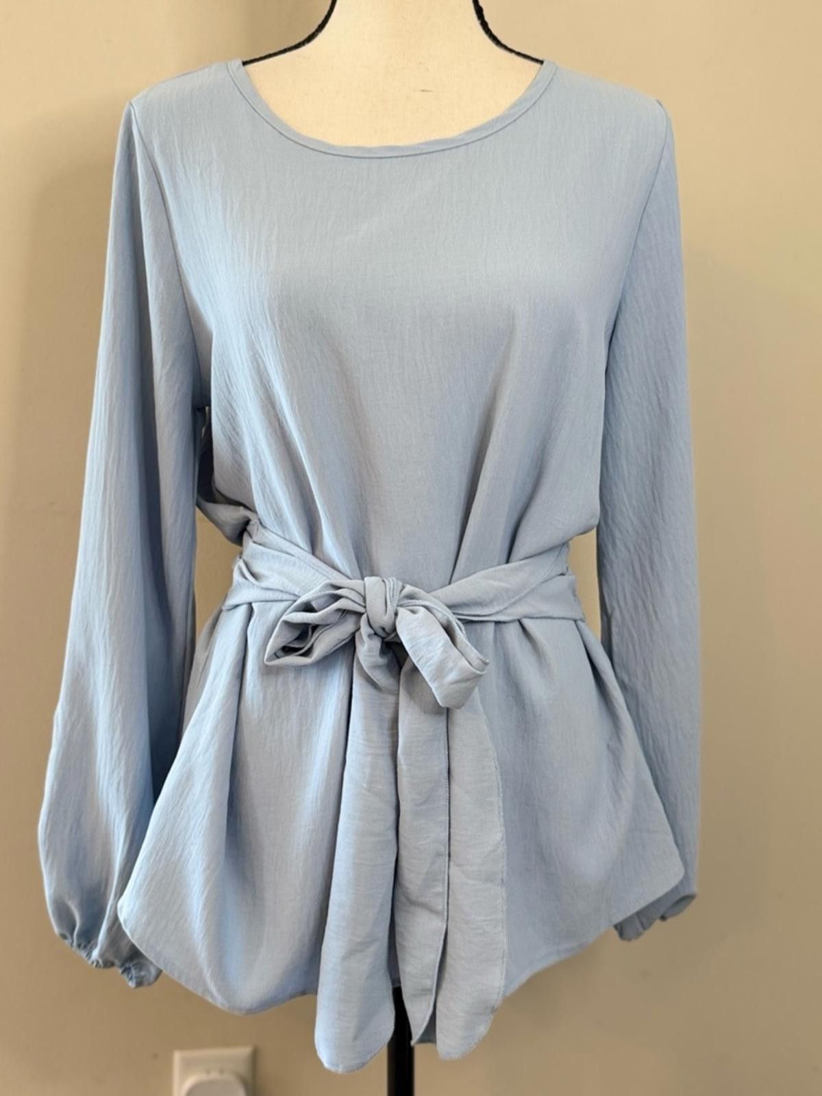 Other Mint Julep chic sky blue tunic top fabric belt & bow SZ SM Size S / US 4 / IT 40 - 1 Thumbnail
