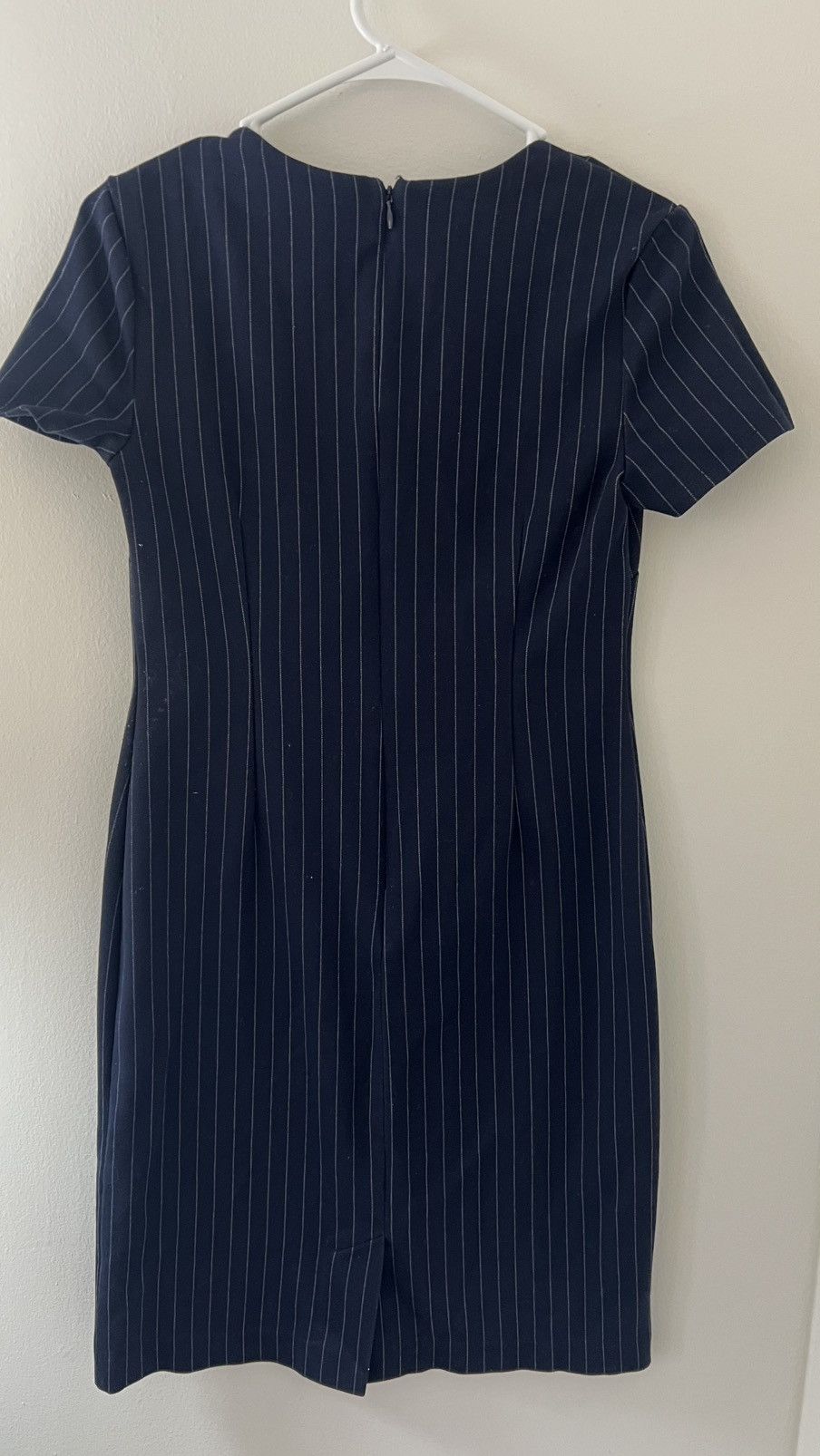 Banana Republic Banana Republic Navy stripped dress size 6 Size M / US 6-8 / IT 42-44 - 3 Thumbnail