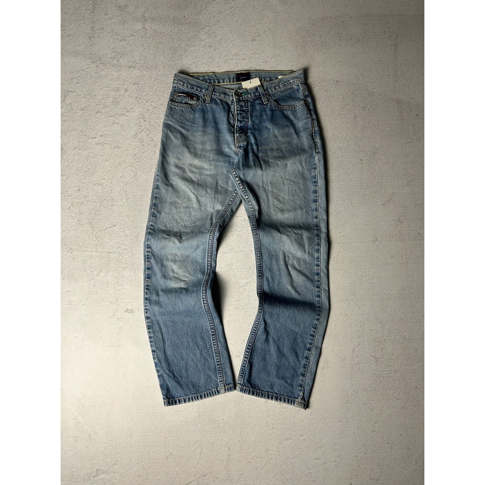 Tommy Hilfiger Vintage Tommy Hilfiger Straight Leg Jeans - Women's 30Wx28L Size 28" / US 6 / IT 42 - 1 Thumbnail