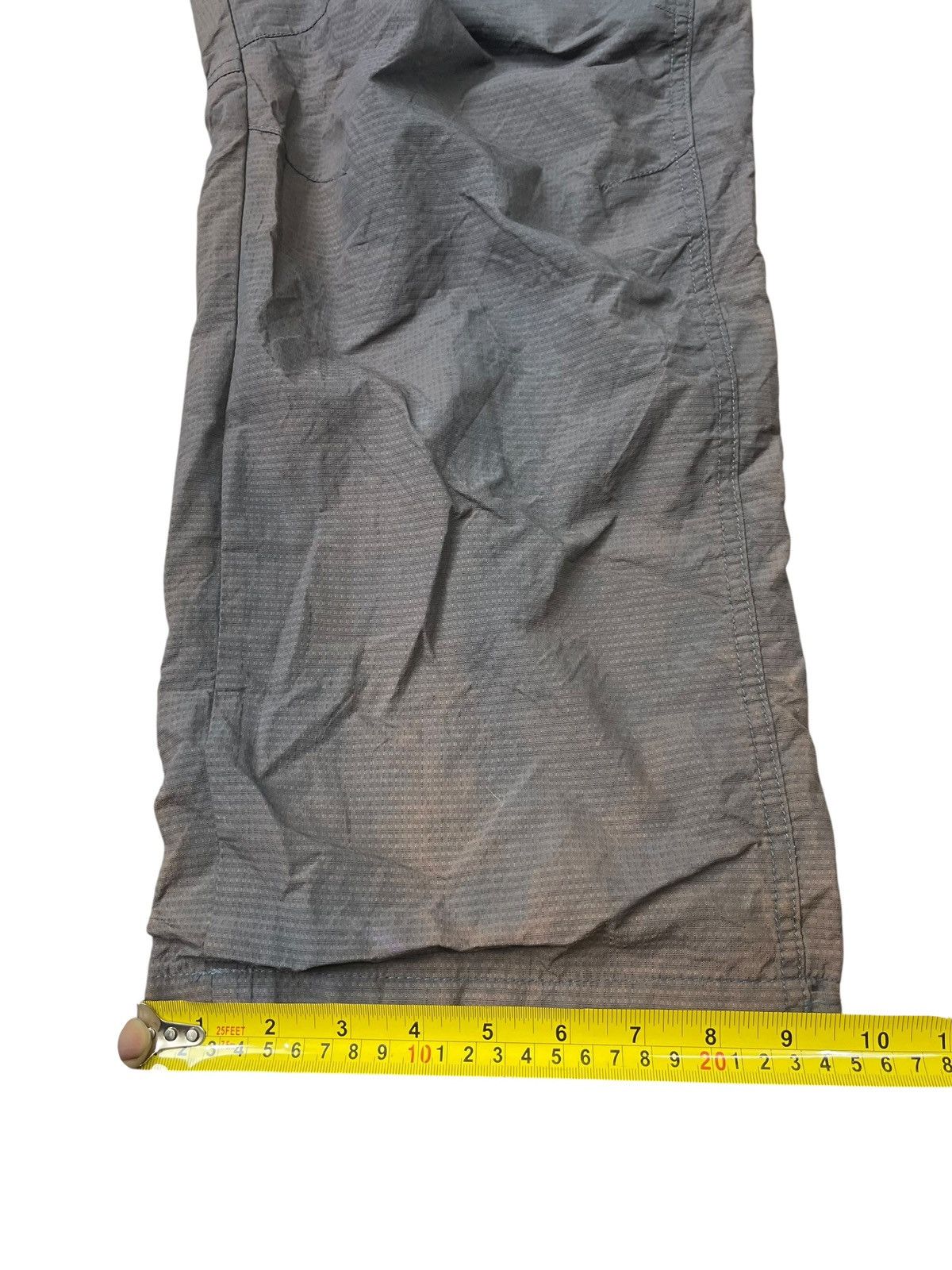Columbia Vintage Columbia Track Hiking Pant Faded Nylon Size US 35 - 11 Thumbnail