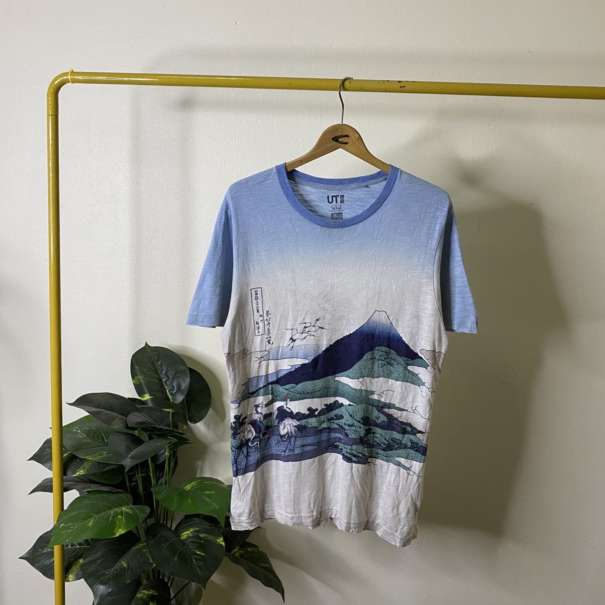Vintage Japanese Ancient Artwork Hokusai Blue Collaboration T Shirt Size US M / EU 48-50 / 2 - 1 Thumbnail