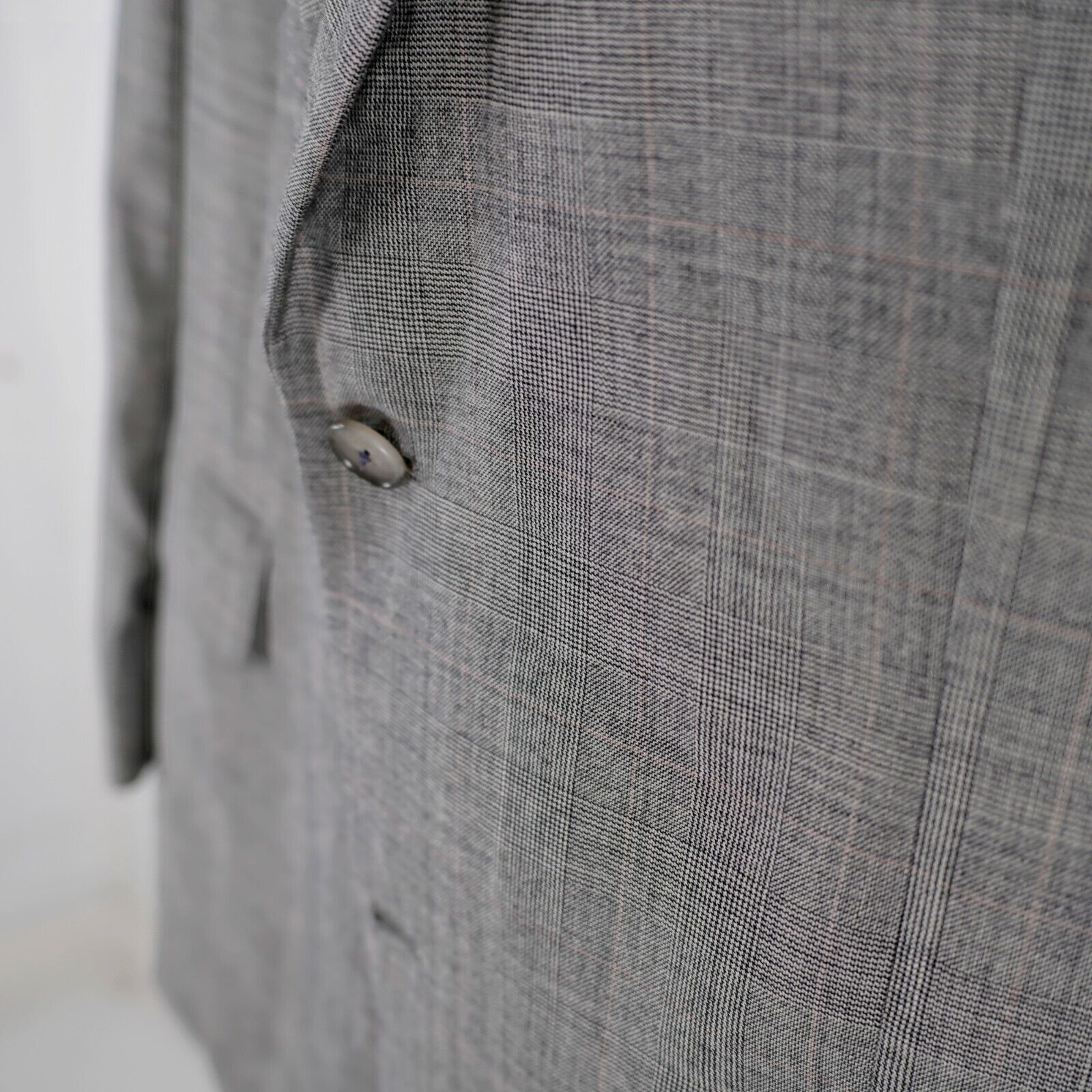 Hart Schaffner Marx Hart Schaffner Marx Wool Gray Glen Plaid W/ Red Windowpane 2 Size 42L - 4 Thumbnail