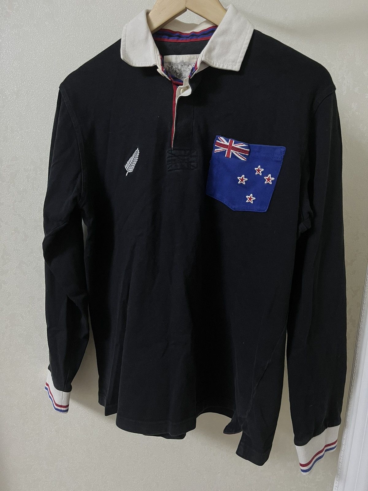 Cotton Traders Cotton Traders All Blacks Vintage Longsleeve Rugby Jersey Size US M / EU 48-50 / 2 - 1 Thumbnail