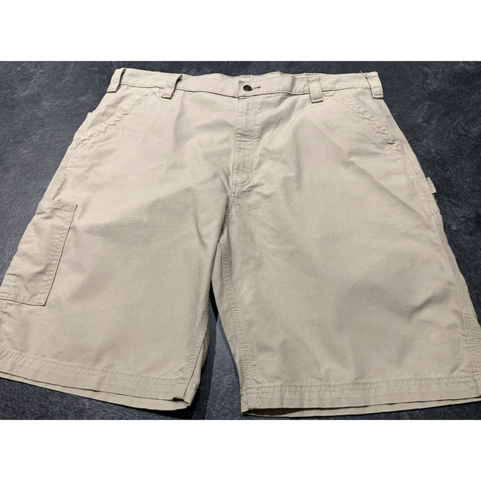 Carhartt VINTAGE Carhartt Cargo Shorts Mens 42 Canvas Beige 10 Inseam 42 Waist Tan Beig e Cotton Workwear Y2K Skater Grunge Regular Mens Size US 42 / EU 58 - 2 Thumbnail