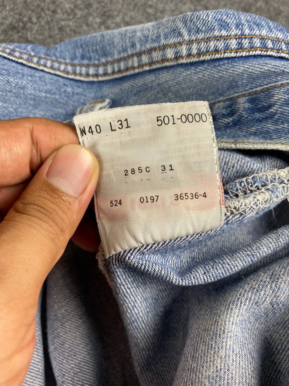 Levi's vintage 80s levis 501 distressed denim Size US 39 - 15 Thumbnail