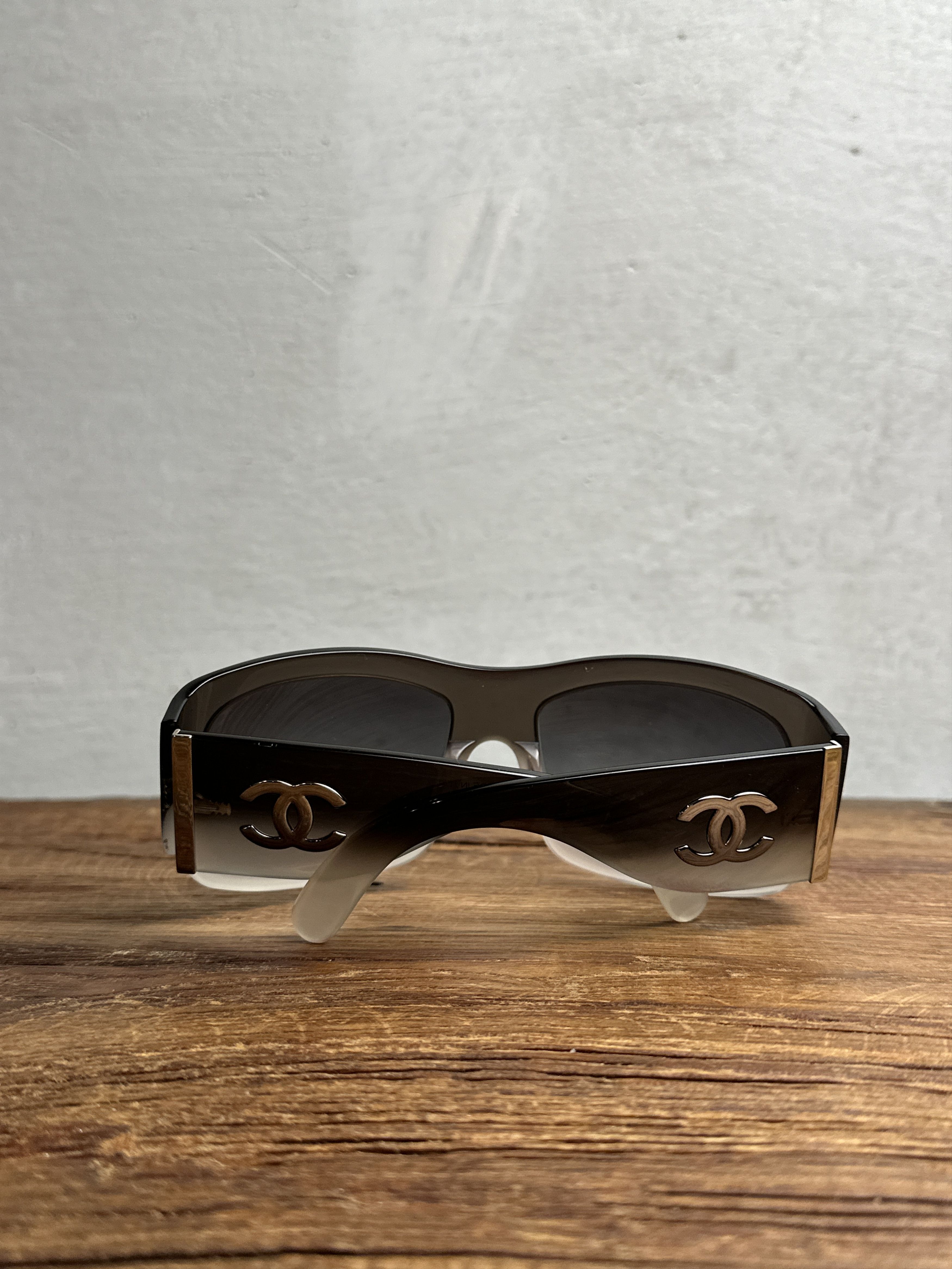Chanel Vintage Chanel Logo Sunglasses Size ONE SIZE - 9 Thumbnail