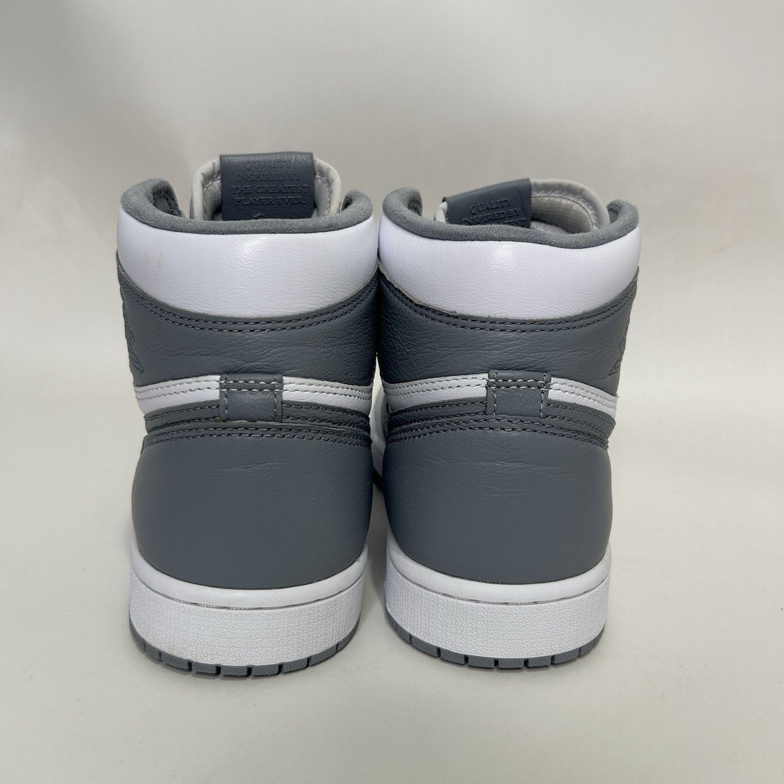 Jordan Brand Nike Air Jordan 1 Retro High OG “Stealth Grey” 555088-037 Size US 9 / EU 42 - 5 Thumbnail