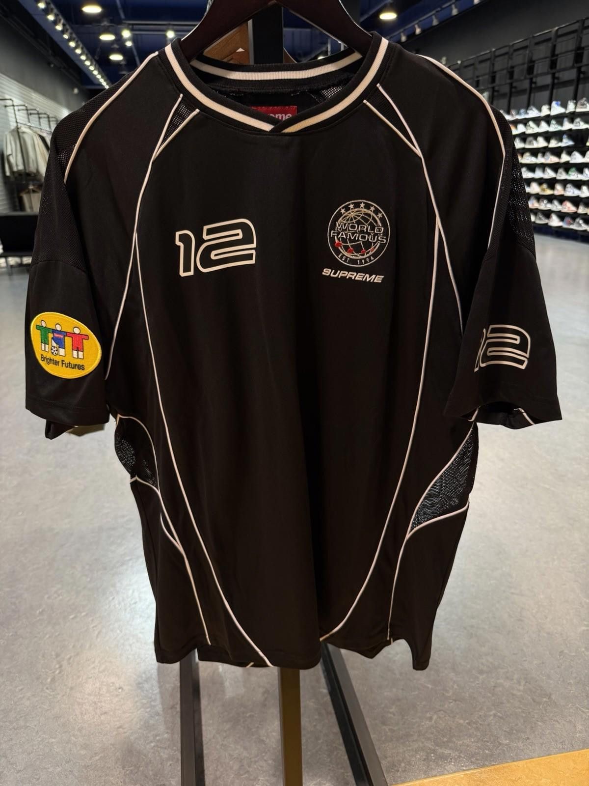 Supreme Supreme PIPING SOCCER JERSEY FW25 Medium Brand New Authentic Size US M / EU 48-50 / 2 - 1 Thumbnail