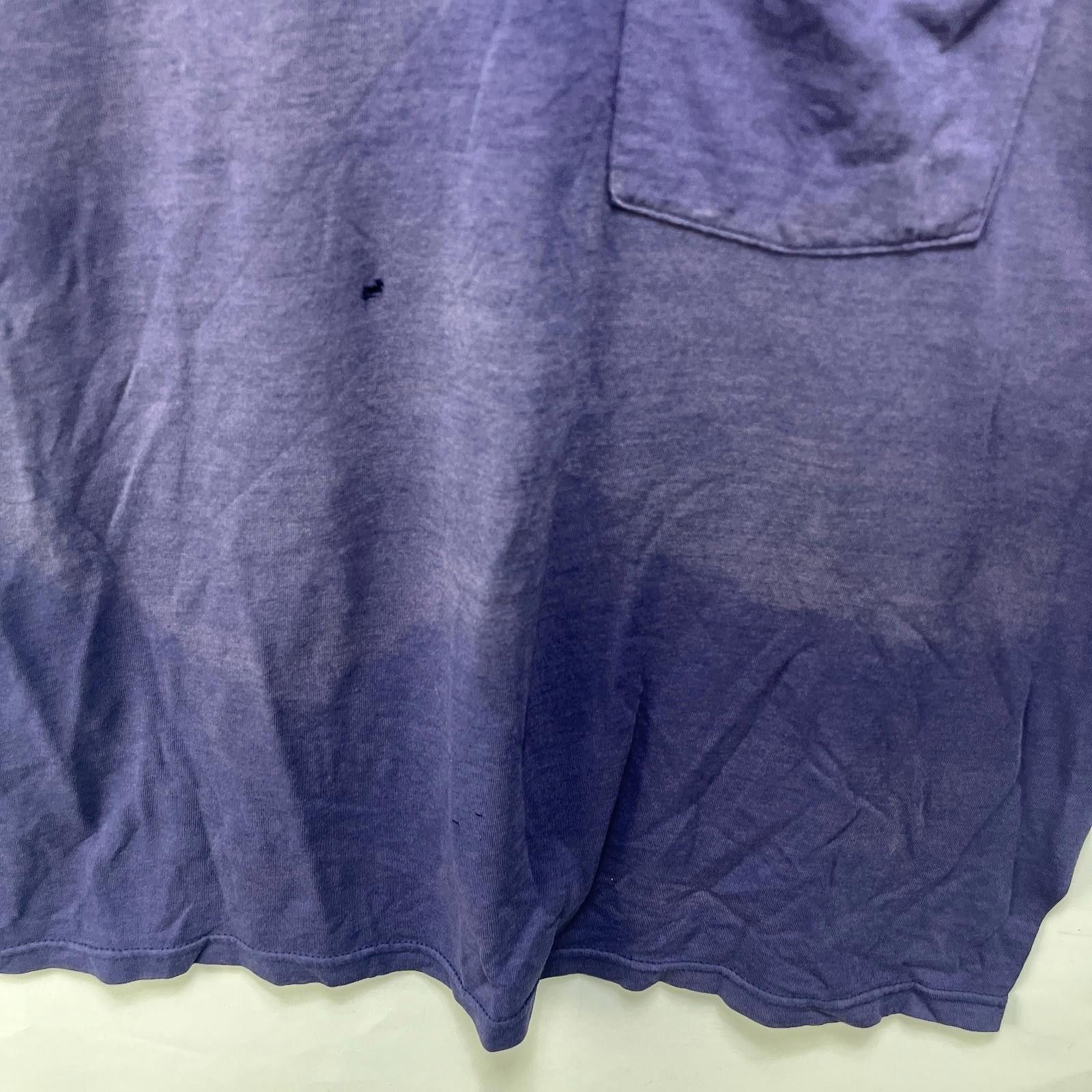 Fruit Of The Loom Vintage 90s Sun faded Blank Pocket T Shirt Large Navy Size US L / EU 52-54 / 3 - 5 Thumbnail