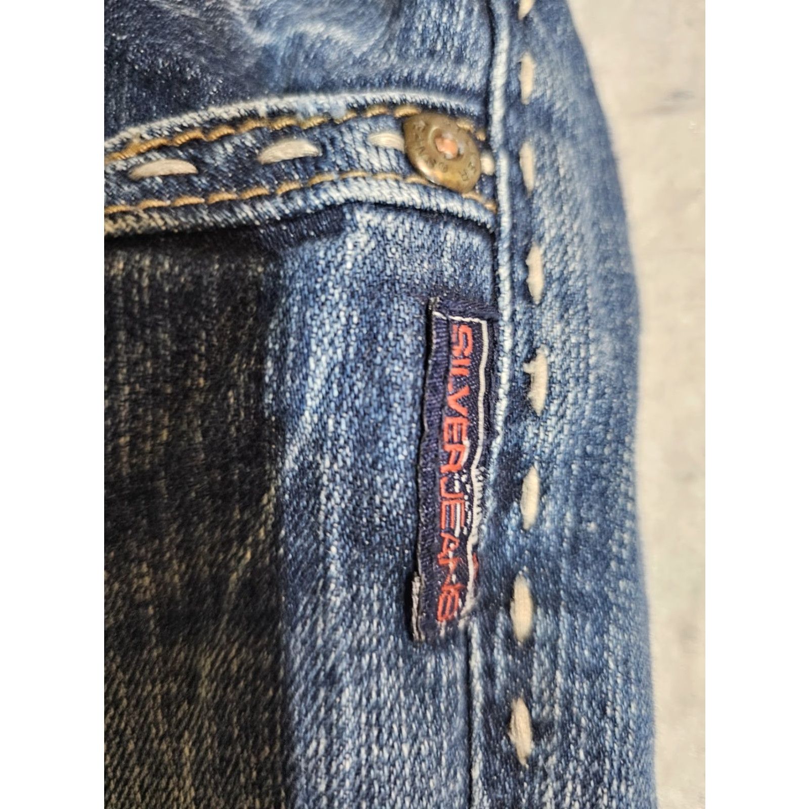 Silver Jeans Co. VINTAGE Silver Jeans Blue Flare Bottom 90s Faded Denim Women's 32x34 Jeans Size 24" / US 00 / IT 34 - 7 Thumbnail