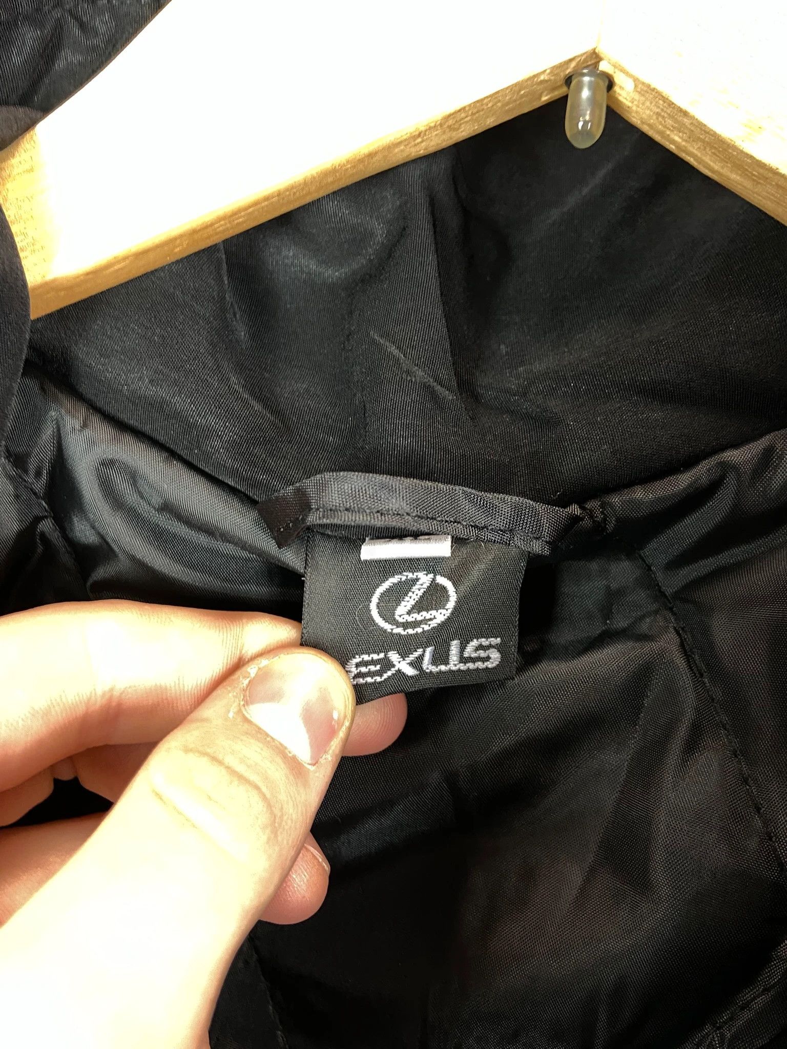 Vintage Vintage Lexus Black Jacket Size XL Size US XL / EU 56 / 4 - 4 Thumbnail