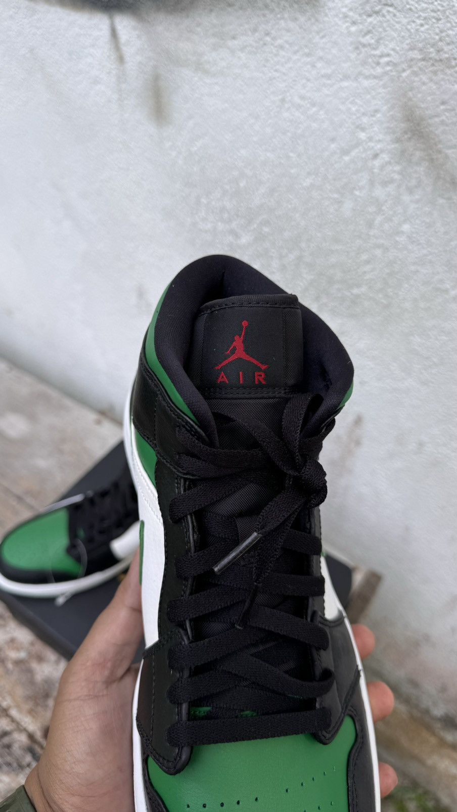 Jordan Brand × Nike Nike Air Jordan 1 Mid Black/Pine Green Size US 11 / EU 44 - 4 Thumbnail