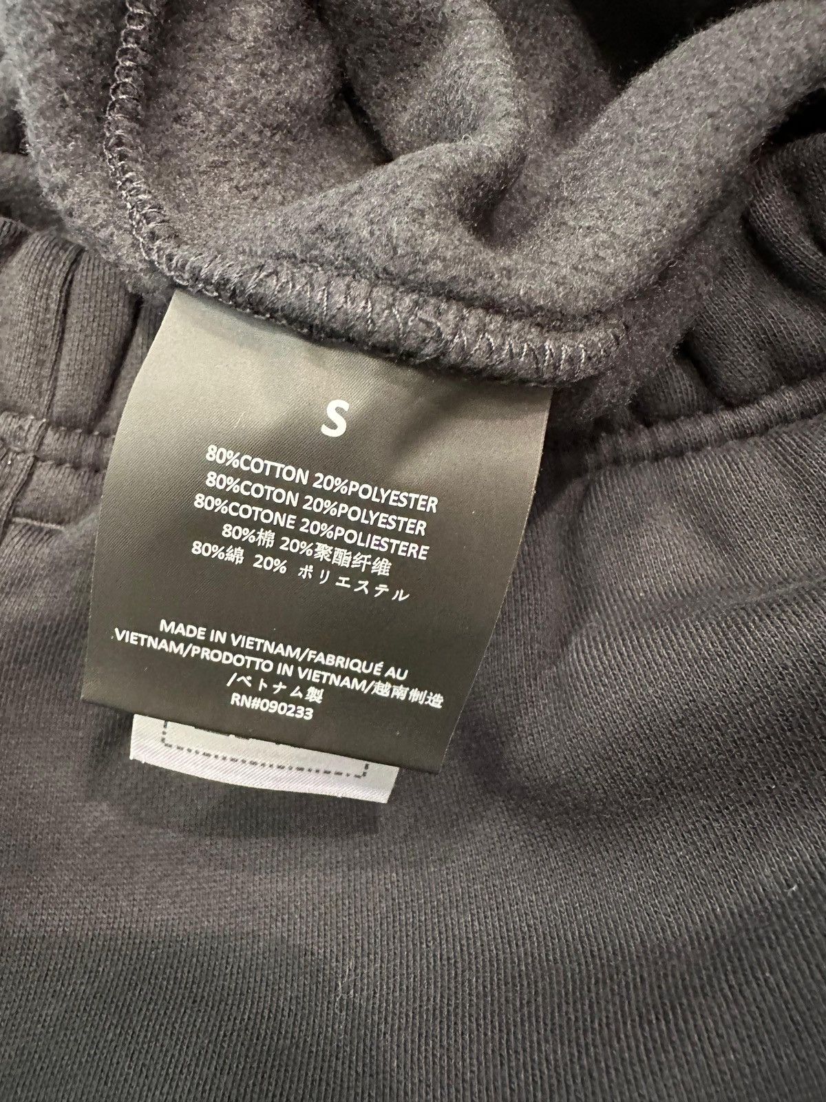 Essentials ESSENTIALS - Relaxed Fleece Sweatpant Jet Black Size US 32 / EU 48 - 3 Thumbnail