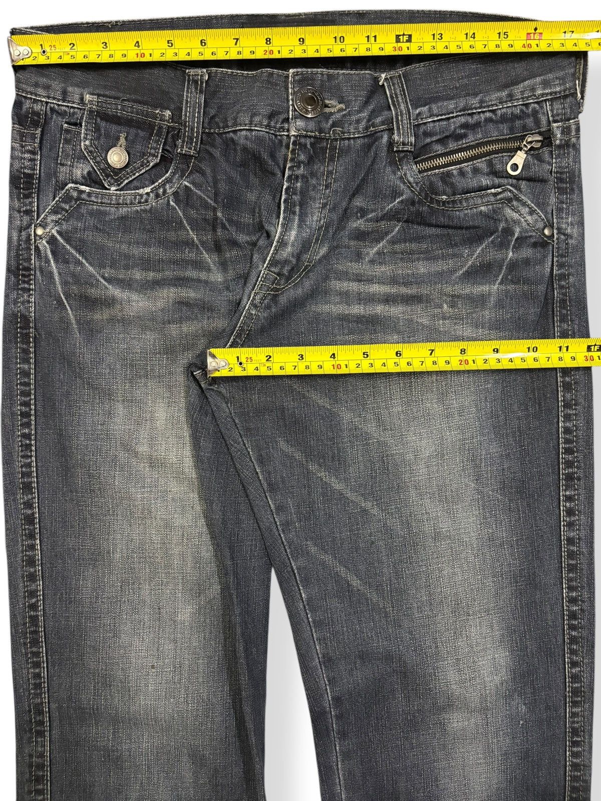 Japanese Brand Vintage Japanese Brand Dark Blue Wash Loose Distressed Jeans Size US 34 / EU 50 - 10 Thumbnail