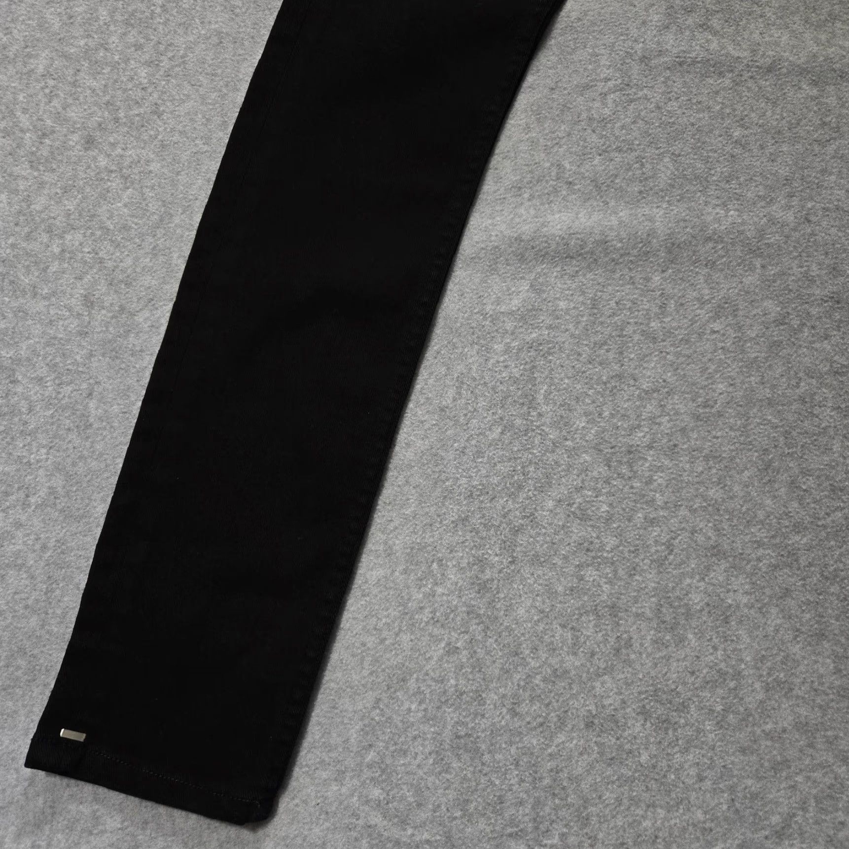 Vintage VINTAGE MR. COMPLETELY Jeans Mens 30x29 Black Zip Detail Slim Fit Distressed Los Angeles Size US 29 - 4 Thumbnail