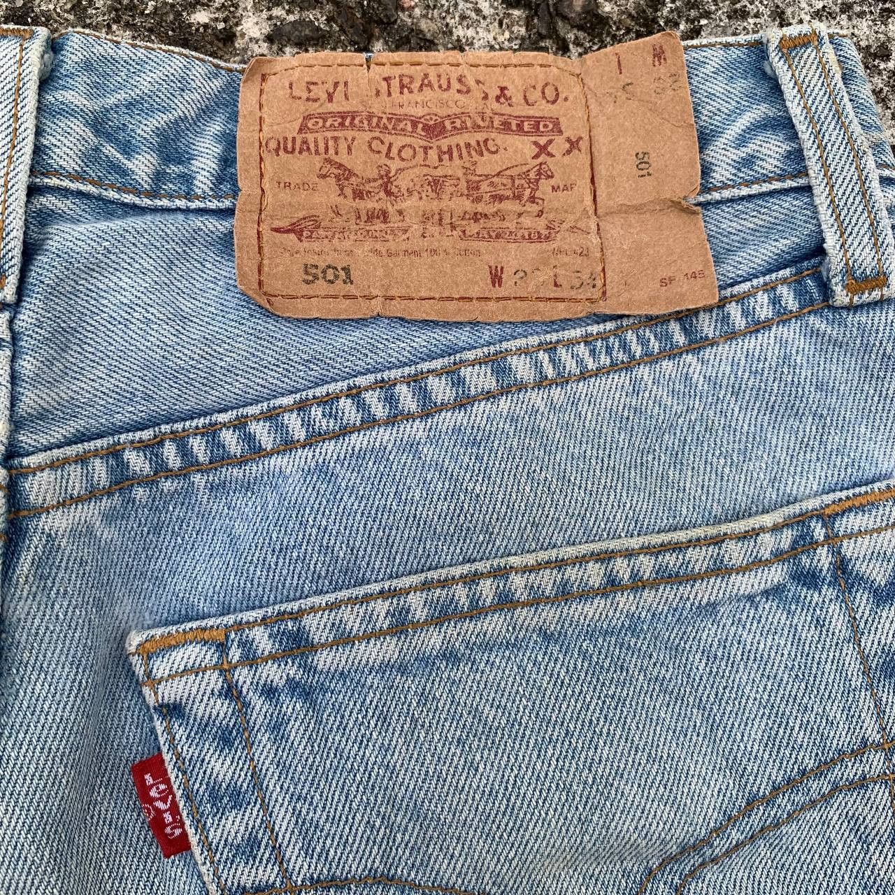 Levi's Vintage Clothing Vintage Levis 501 Fly Button Jeans Light Blue Wash Denim Size US 28 / EU 44 - 9 Thumbnail