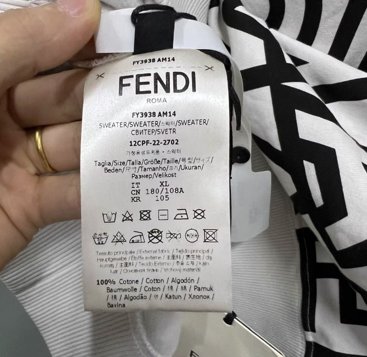 Fendi Fendi Capsule Collection All-over Letter Logo Sweatshirt J41 Size US XL / EU 56 / 4 - 4 Thumbnail