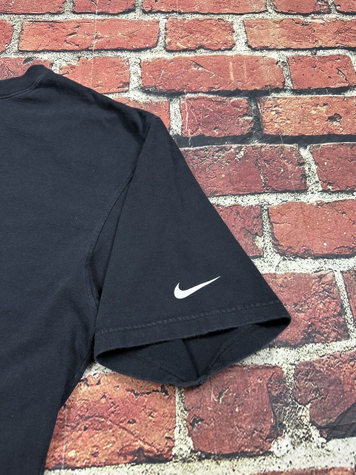 Nike Vintage Y2K Nike LeBron James L23 T-Shirt The Youngest Size US L / EU 52-54 / 3 - 7 Thumbnail