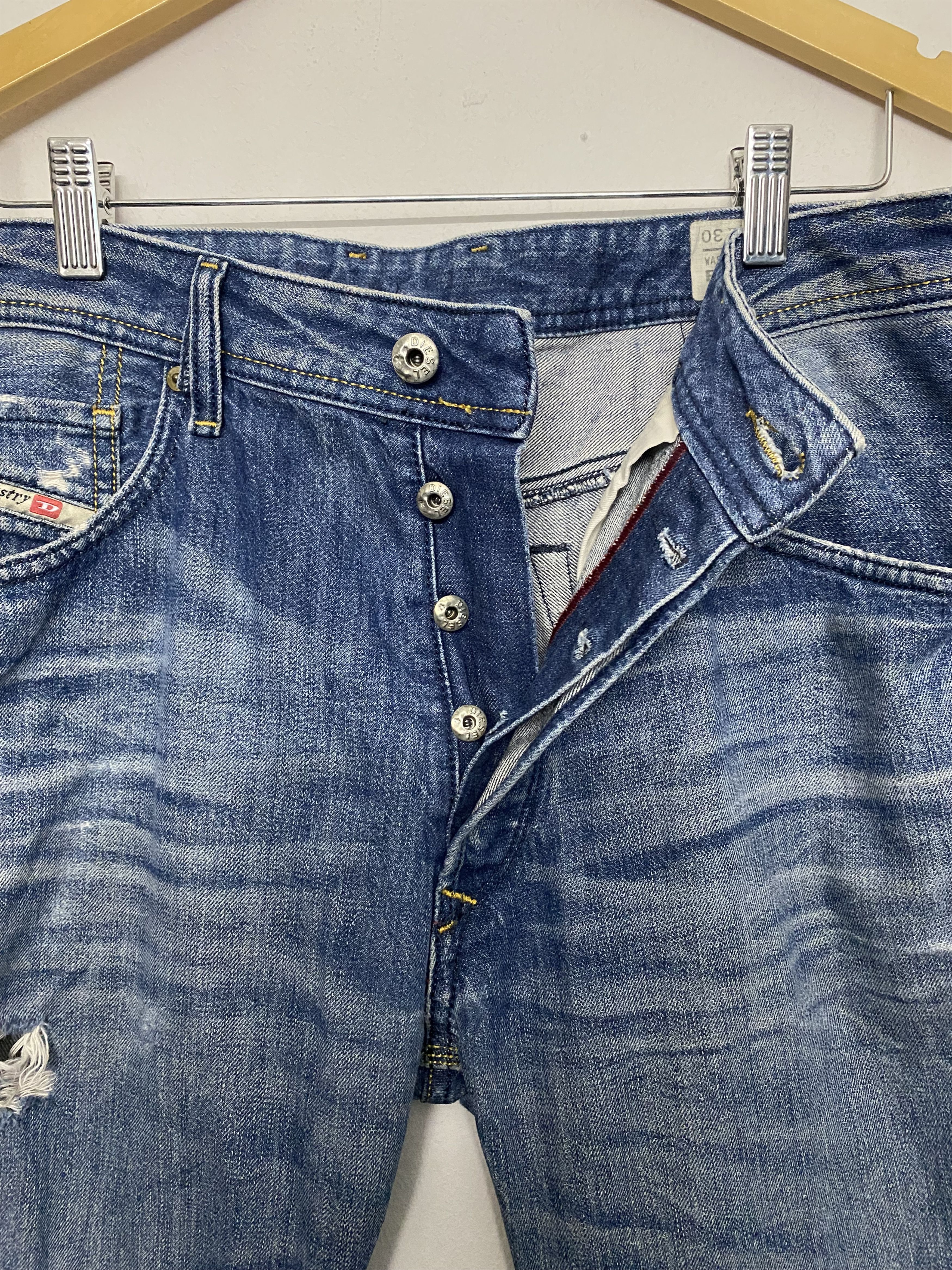 Diesel DIESEL BRAVEFORT 0801M Comfort Carrot Distressed Jeans Size US 34 / EU 50 - 8 Thumbnail