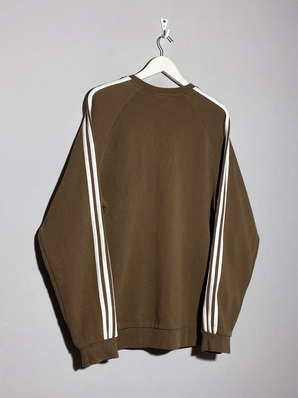 Adidas 🔥 ADIDAS Y2K BROWN 3-STRIPES CREW SWEAT RETRO SPORT VIBE Size US L / EU 52-54 / 3 - 2 Thumbnail