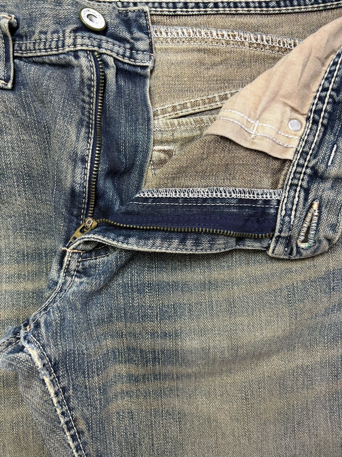 Wrangler Vintage Wrangler Mud Wash Distressed Jeans Size US 32 / EU 48 - 10 Thumbnail
