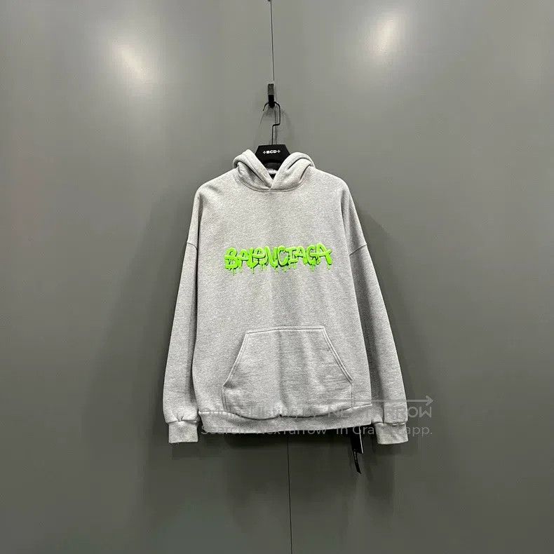 Balenciaga Balenciaga Gray Front Logo Printed Hoodie Size US S / EU 44-46 / 1 - 1 Thumbnail