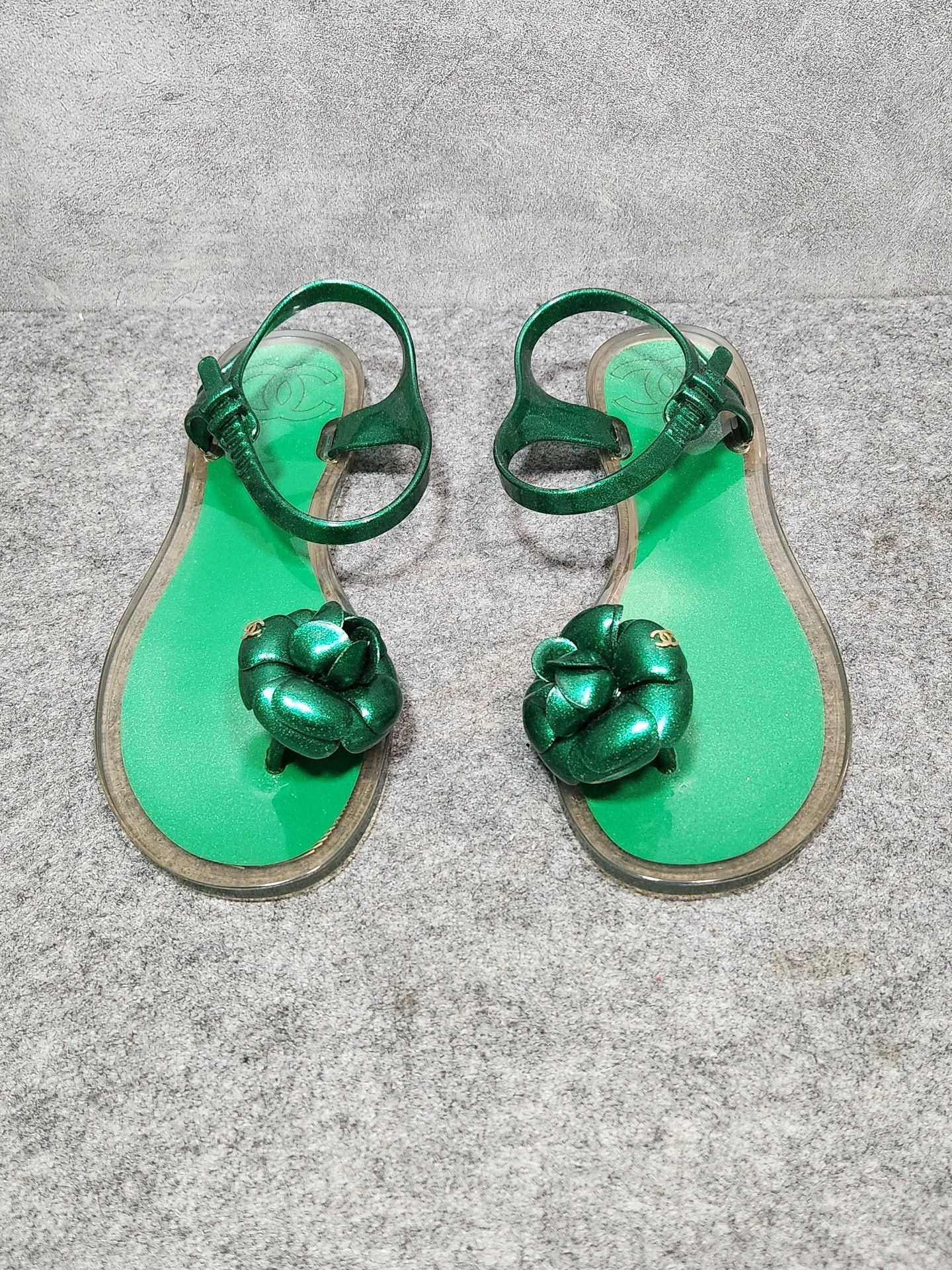 Chanel CHANEL Green Camellia Toe-Ring Ankle-Strap Sandal Wmns 39 Size US 8 / IT 38 - 2 Thumbnail