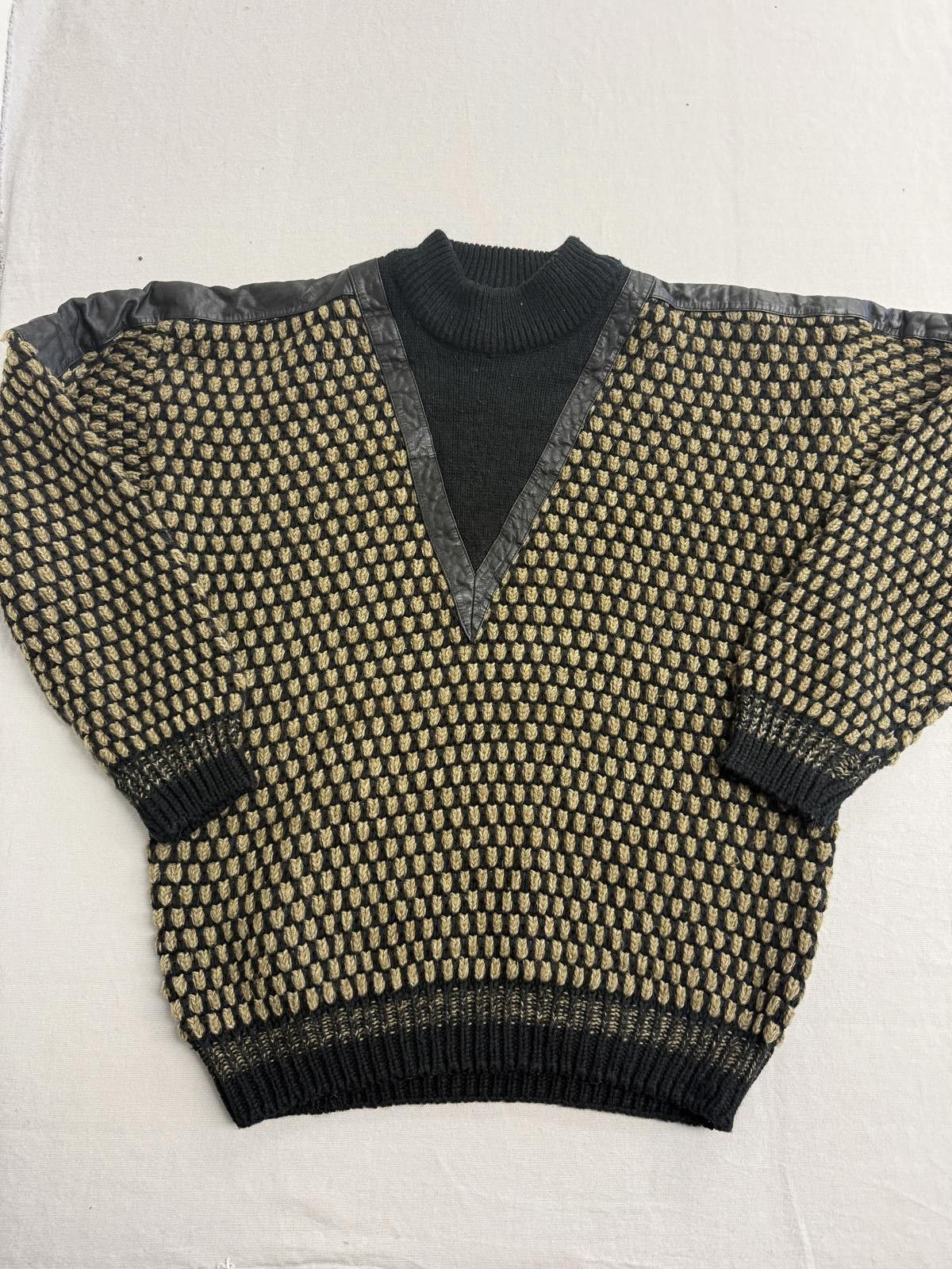 Venus 80s Honeycomb Mens Sweater Leather Power V-Neck Avenues - S Size US S / EU 44-46 / 1 - 1 Thumbnail