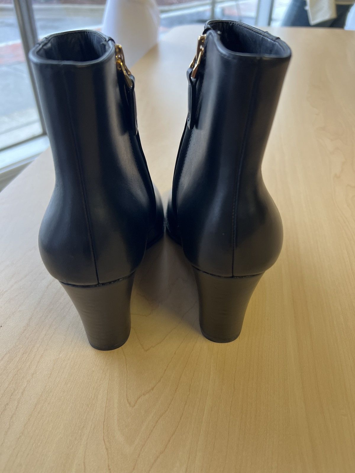 Ralph Lauren Ralph Lauren Wedge Booties Size US 6 / IT 36 - 2 Thumbnail