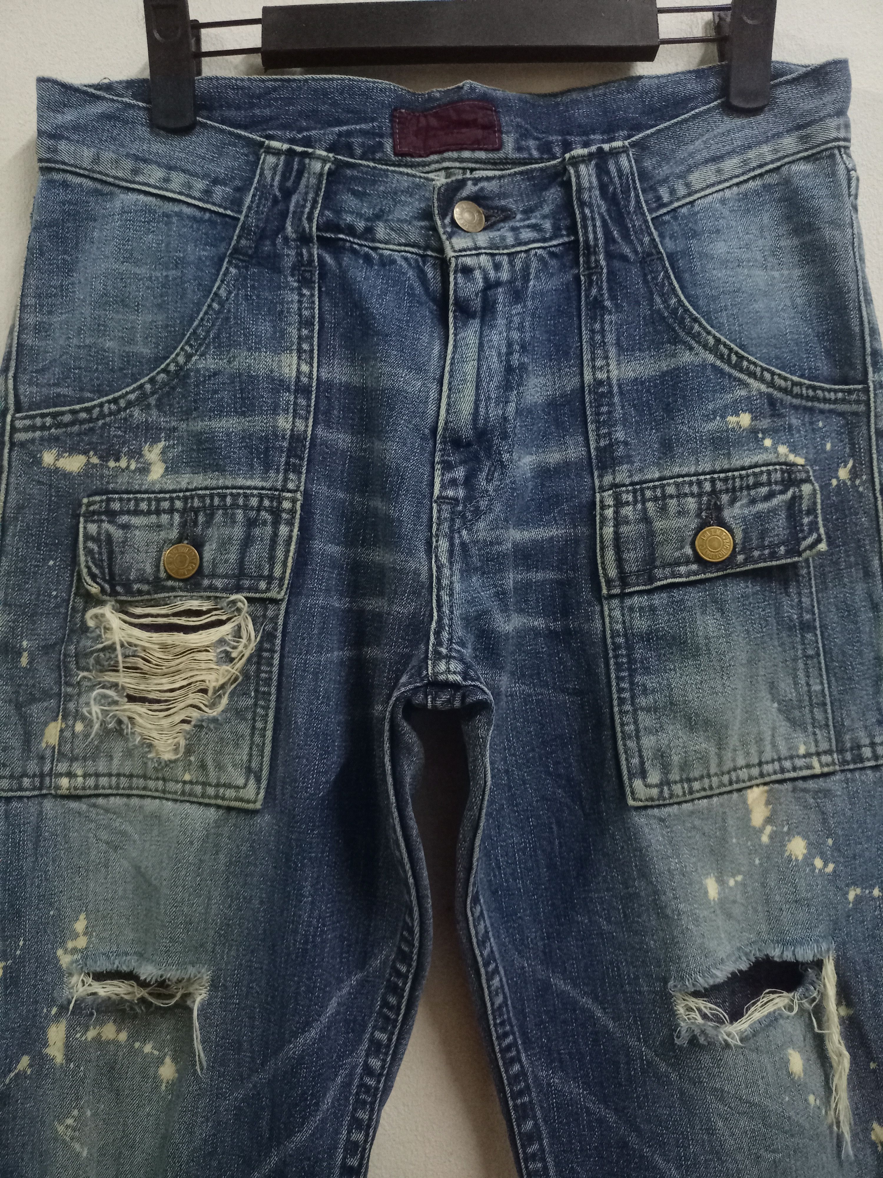 Japanese Brand Vintage Japanese Brand Distressed Loose Denim Bush Pants Size US 30 / EU 46 - 4 Thumbnail