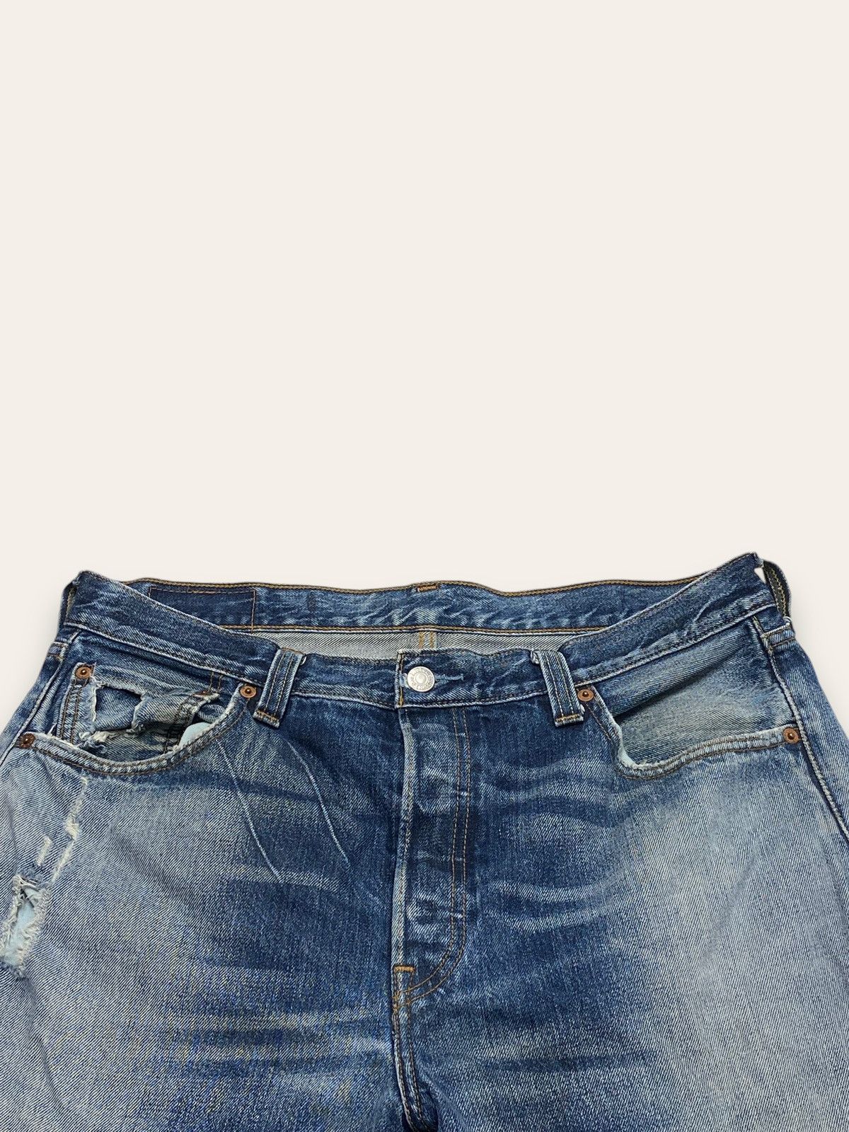 Levi's Vintage LEVIS Grunge Punk Distressed Denim Jeans 501 W35 L32 Size US 35 - 7 Thumbnail