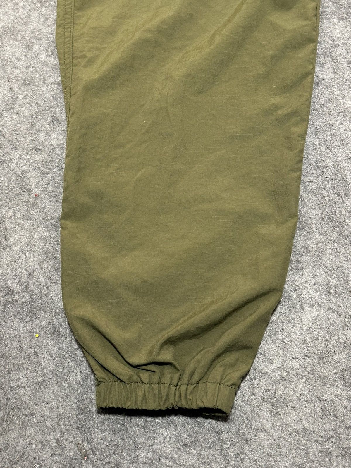 Japanese Brand nylon pants from the Blue strive brand . Size US 30 / EU 46 - 3 Thumbnail