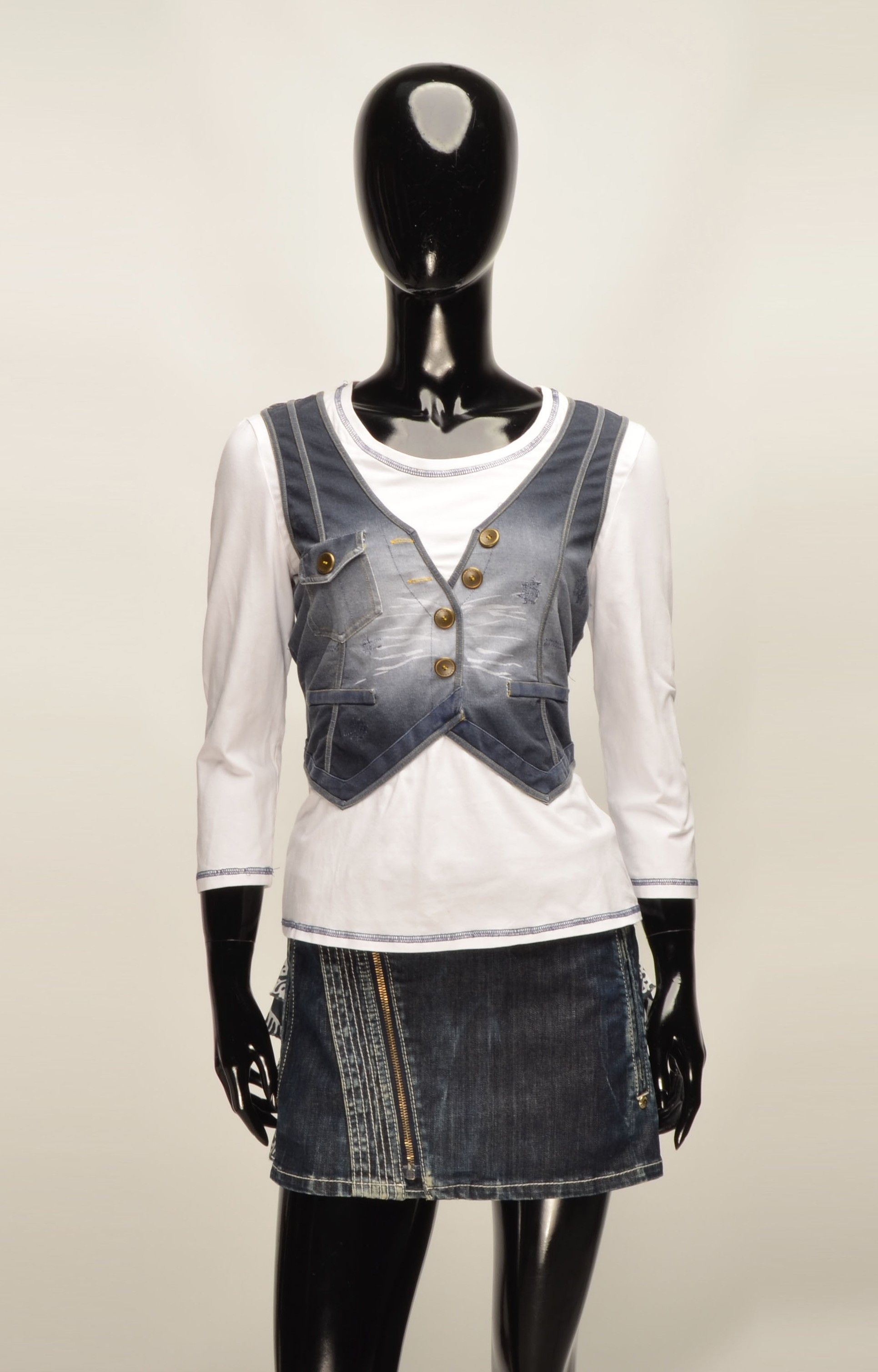 Karen Millen Karen Millen Y2K Vest Printed 3/4 Sleeve Top Size M / US 6-8 / IT 42-44 - 1 Thumbnail