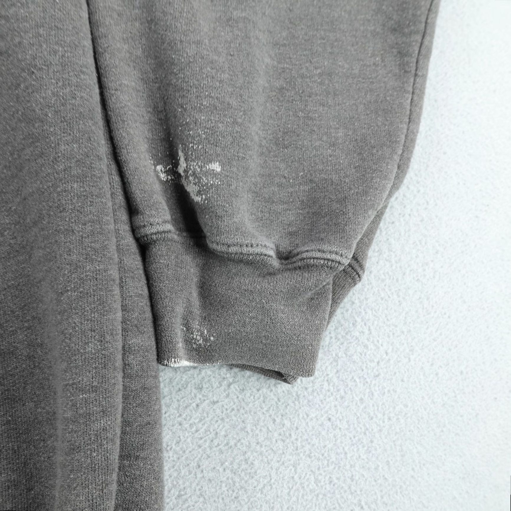 Carhartt Carhartt Hoodie Men XL Gray Original Fit Midweight Sweater Sweatshirt Distressed Size US XL / EU 56 / 4 - 7 Thumbnail