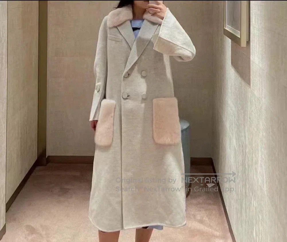 Fendi FENDI Gray Pink Fur Pocket Coat. Size US XS / EU 42 / 0 - 9 Thumbnail
