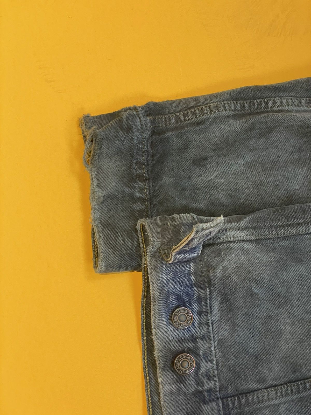 Levi's Distressed ThrashedLevis Trucker Denim jacket UNIQUE RARE Size US M / EU 48-50 / 2 - 11 Thumbnail