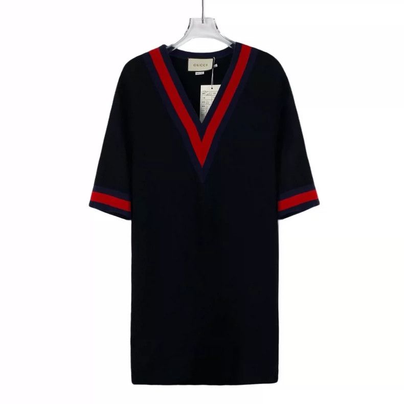 Gucci Gucci Black striped V-neck short-sleeved dress 2504-Nextarr Size S / US 4 / IT 40 - 1 Thumbnail