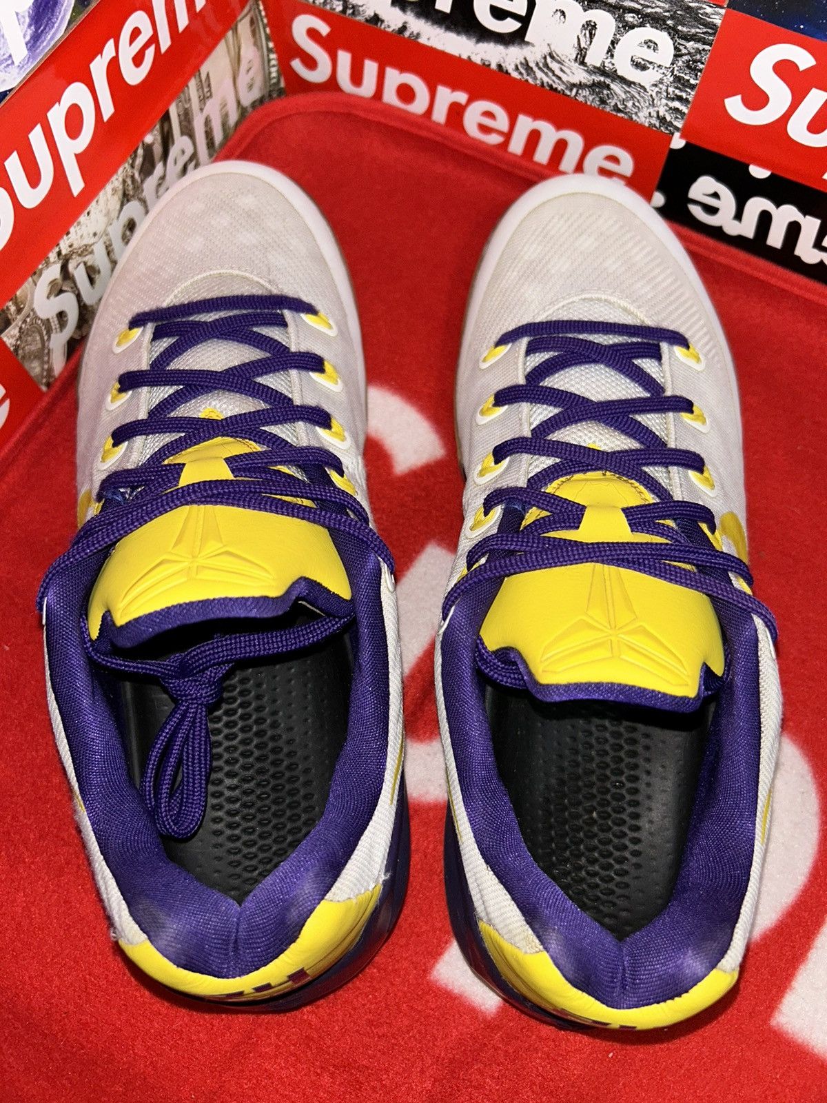 Nike Nike Zoom Kobe 9 IX NikeID ID ‘Lakers’ 688501-991 size 12 Size US 12 / EU 45 - 4 Thumbnail