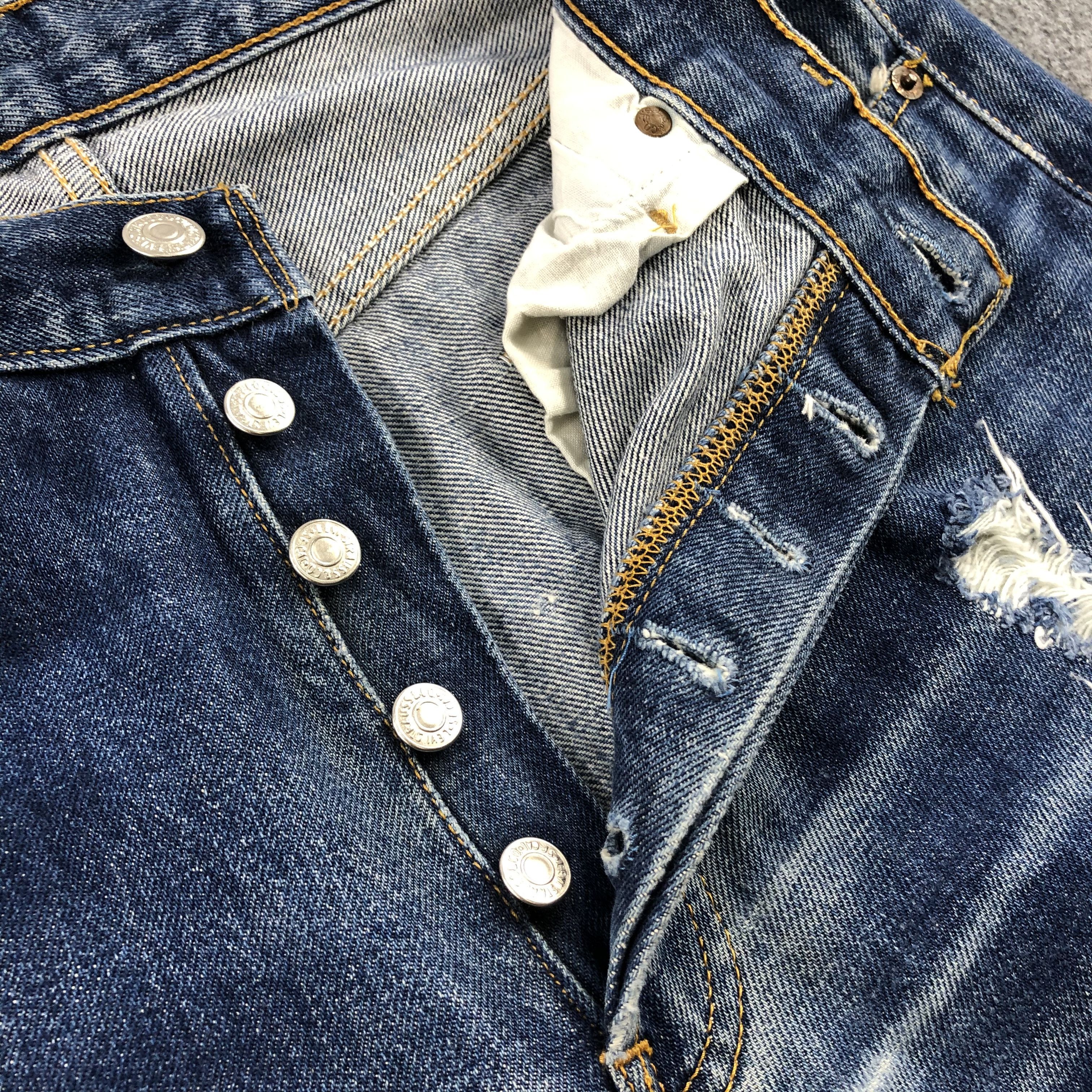 Levi's Vintage 90s Distress Levis 501 Jeans-JM1348 Size US 31 - 8 Thumbnail