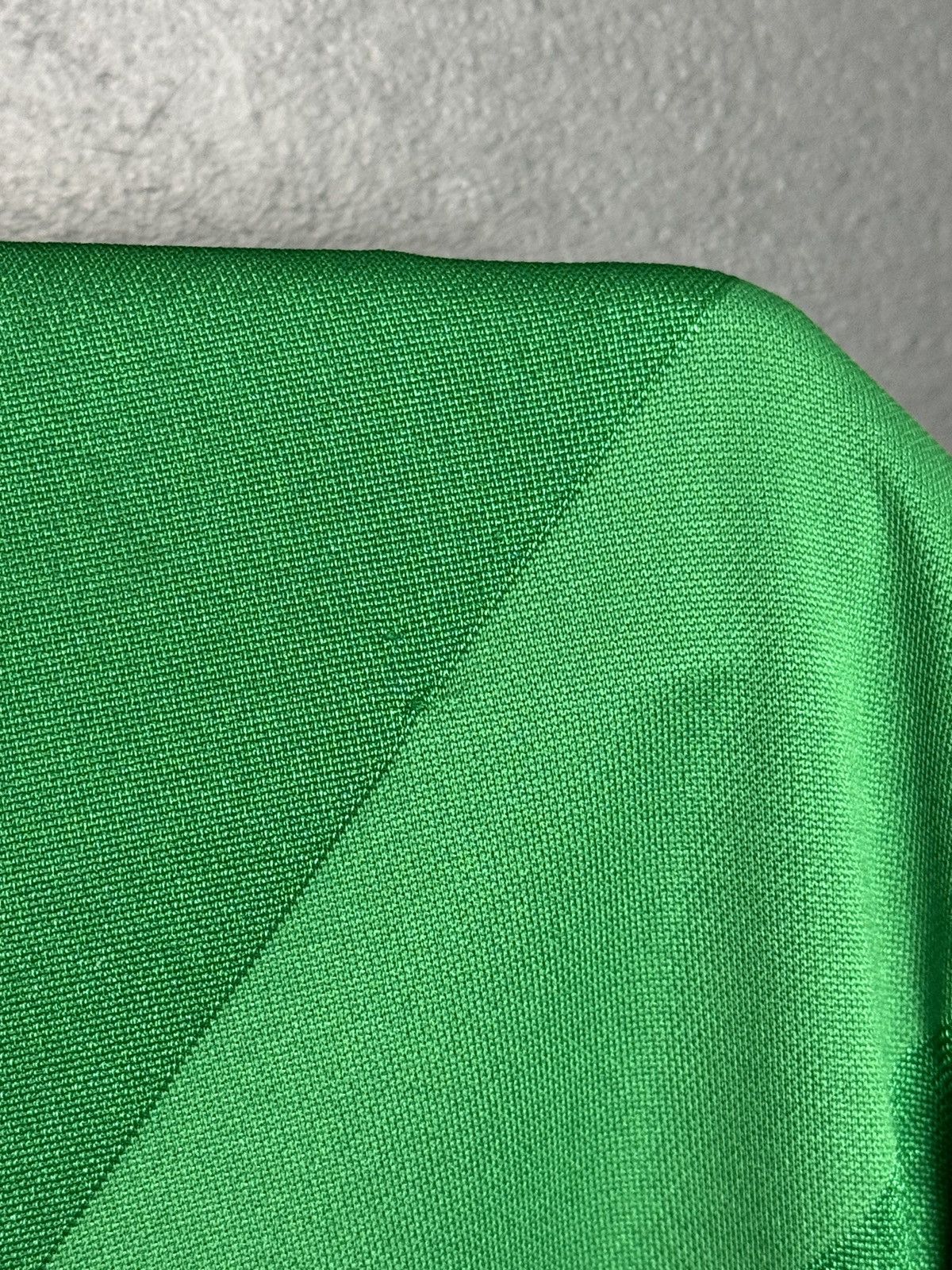 Umbro Republic of Ireland 16/18 Home Football Jersey Size US XL / EU 56 / 4 - 5 Thumbnail