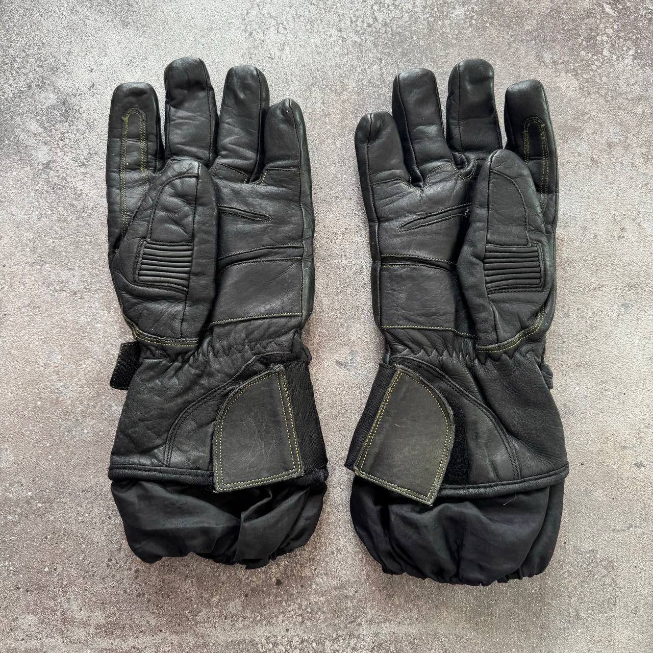 Vintage Amazing Vintage Black Leather Gloves Size ONE SIZE - 10 Thumbnail