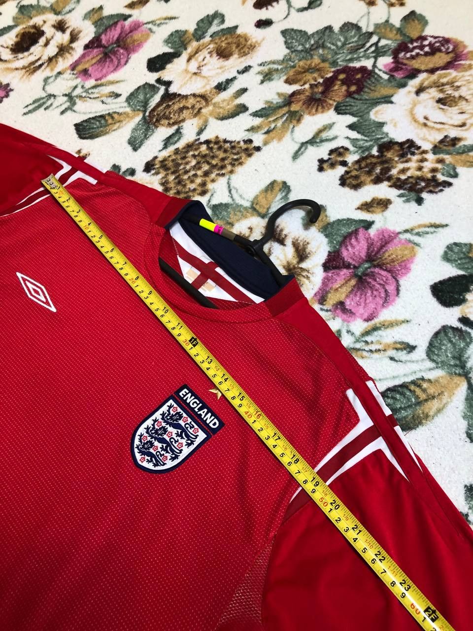 Umbro ENGLAND 2004-2006 AWAY FOOTBALL SHIRT SOCCER JERSEY UMBRO Size US XXL / EU 58 / 5 - 11 Thumbnail