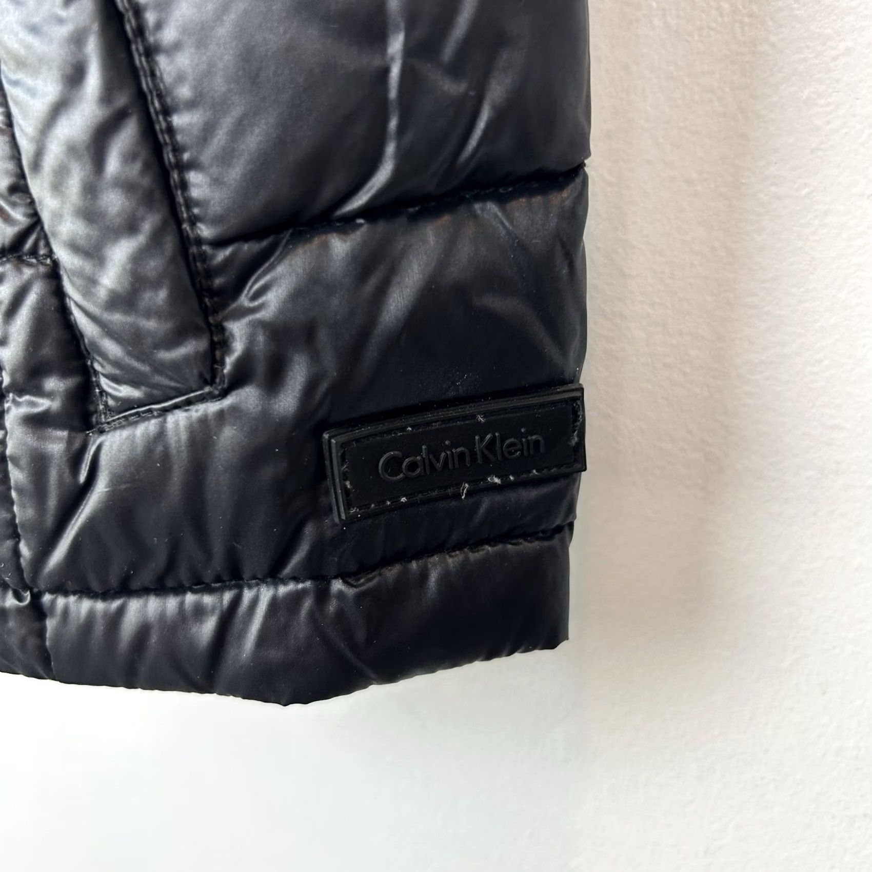Calvin Klein Calvin Klein Performance Vest Womens Medium Black Casual Fitted Puffer Down Size M / US 6-8 / IT 42-44 - 6 Thumbnail