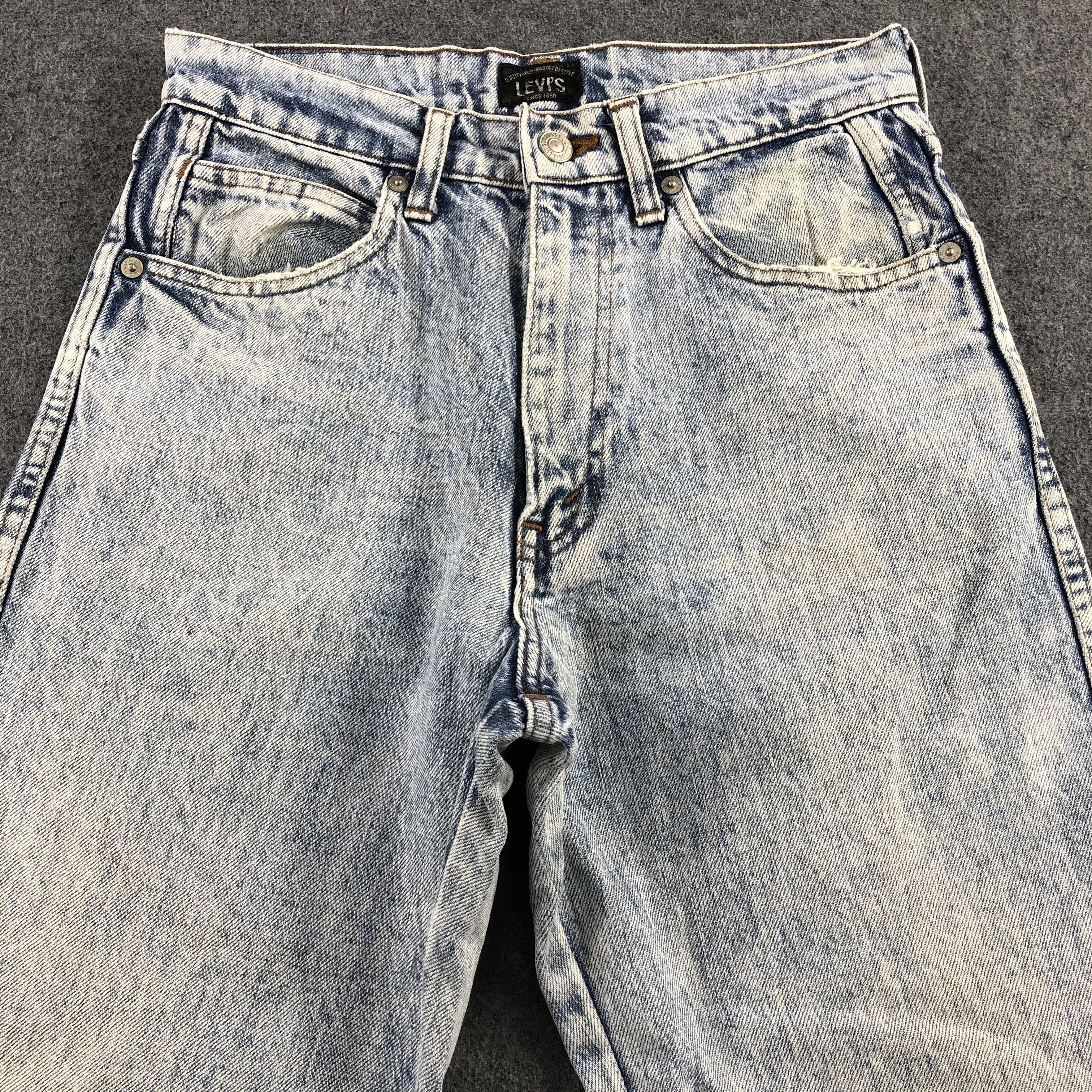 Levi's 90s Vintage Light Wash Levis Jeans-J1784 Size US 28 / EU 44 - 3 Thumbnail